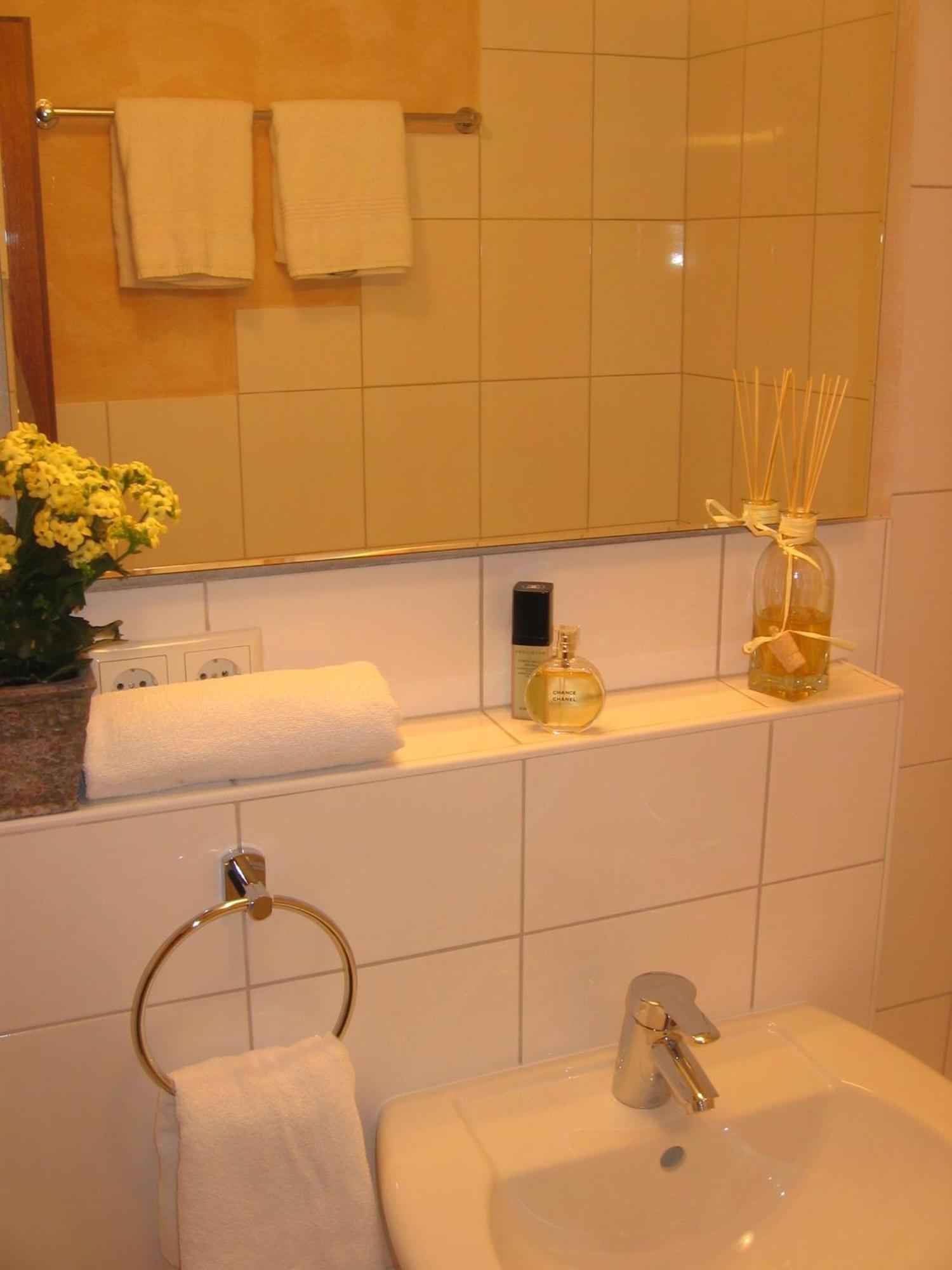 Hotel Gasthof Roessle Stetten am Kalten Markt Cameră foto